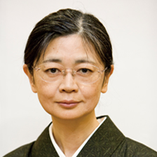 師範:小池純代 (こいけ すみよ)